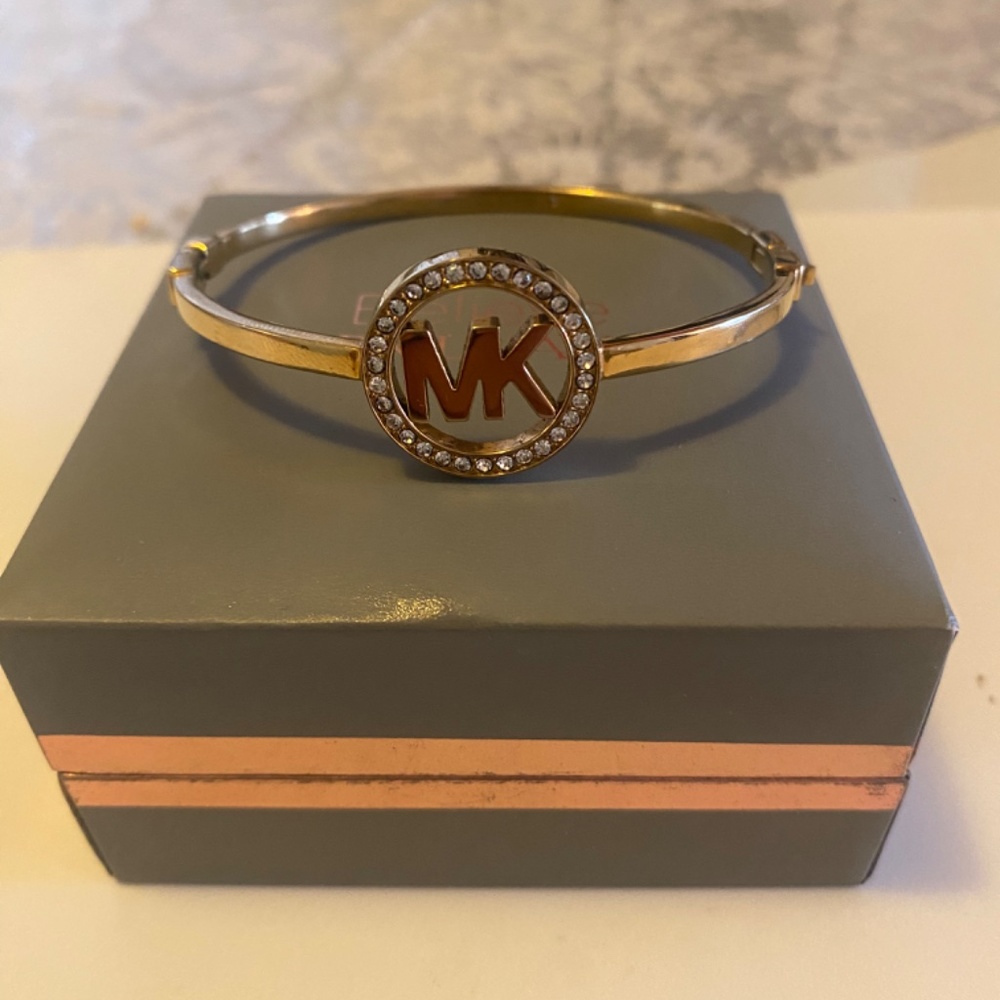 Bracelet - Picture 2 of 4